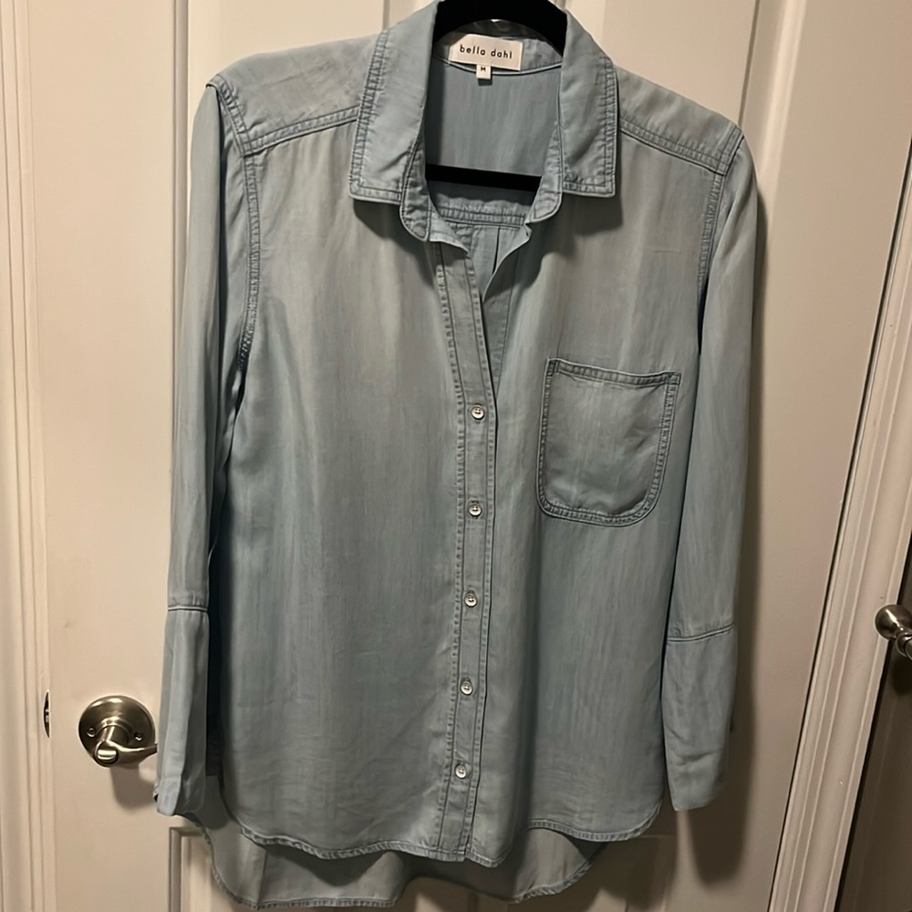 Bella Dahl Light Blue Button-Up Shirt